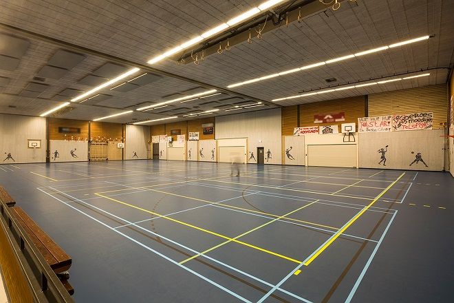 Allwall akoestische voorzetwand en Allimpact akoestisch stootvaste plafondeilanden